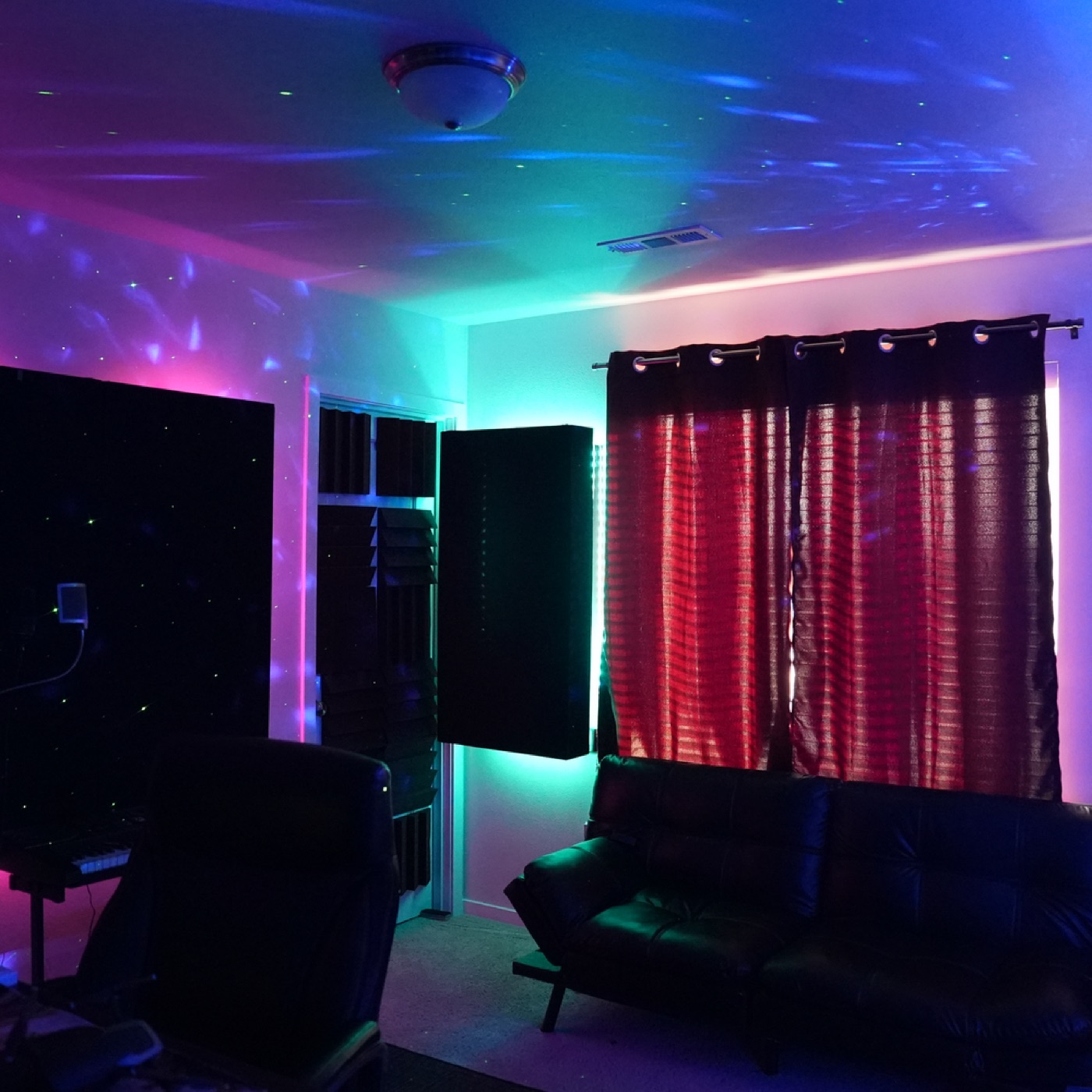 Faithful Waves studio microphone setup